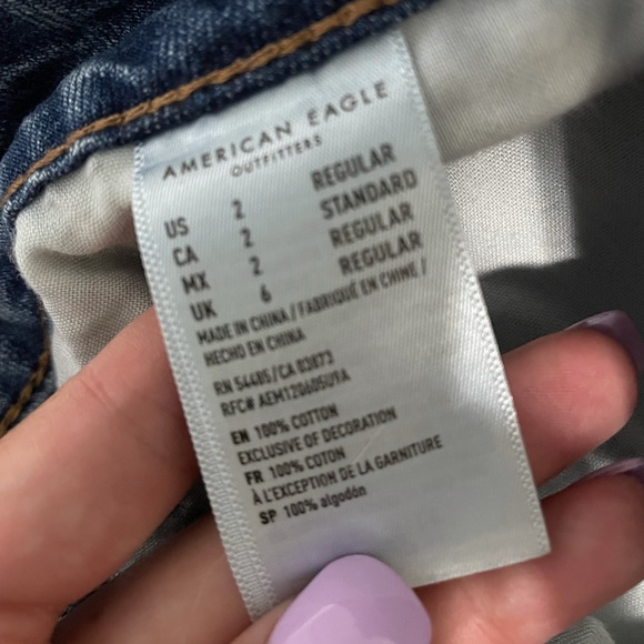 American Eagle Tomgirl Jeans - Picture 5 of 5